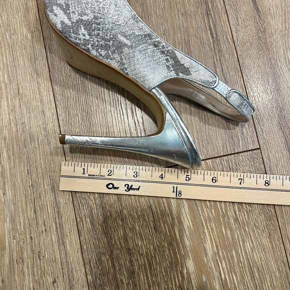 GUESS Gwaerra snake skin slingback high heel peep toe shoes - Picture 13 of 15